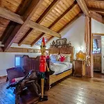 In Fraz Alpicella, Varaz Holiday home