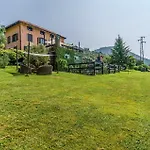 In Fraz Alpicella, Varaz Holiday home *