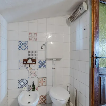 بيت للعطل In Fraz, Alpicella, Varaz Il Pero