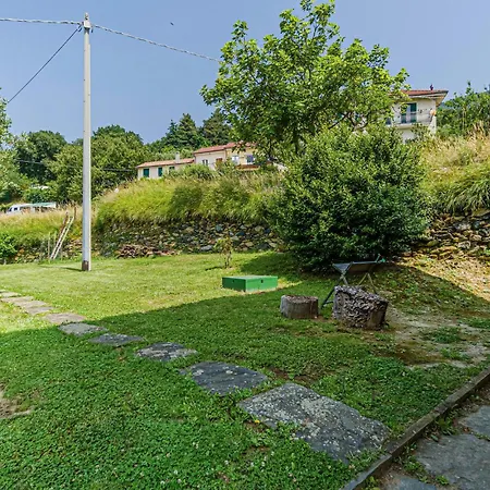 In Fraz, Alpicella, Varaz