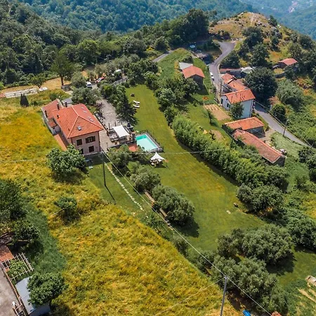 In Fraz, Alpicella, Varaz Il Pero