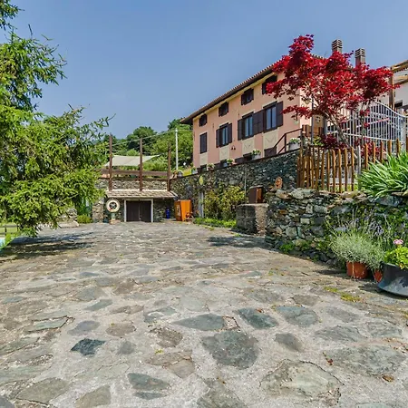 Hébergement de vacances In Fraz Alpicella, Varaz Il Pero