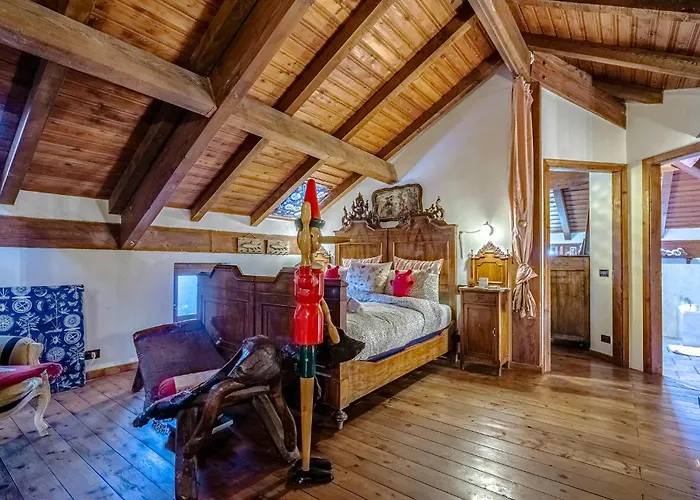 In Fraz Alpicella, Varaz Nyaraló
