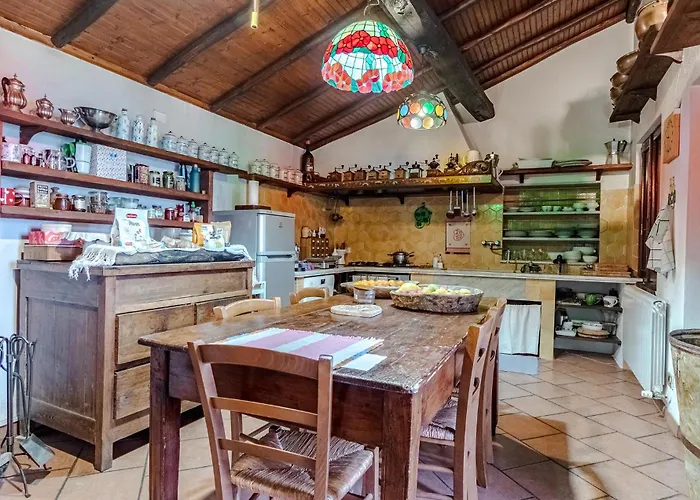 In Fraz Alpicella, Varaz